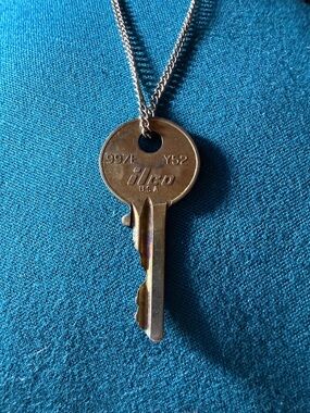 The Giving Keys “HOPE” Necklace | Gift & Festive Jewelry